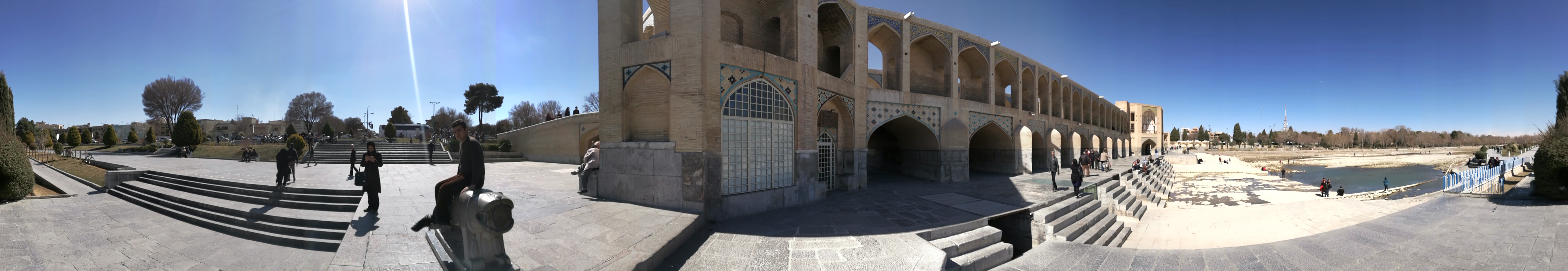 panorama 360&deg; full screen